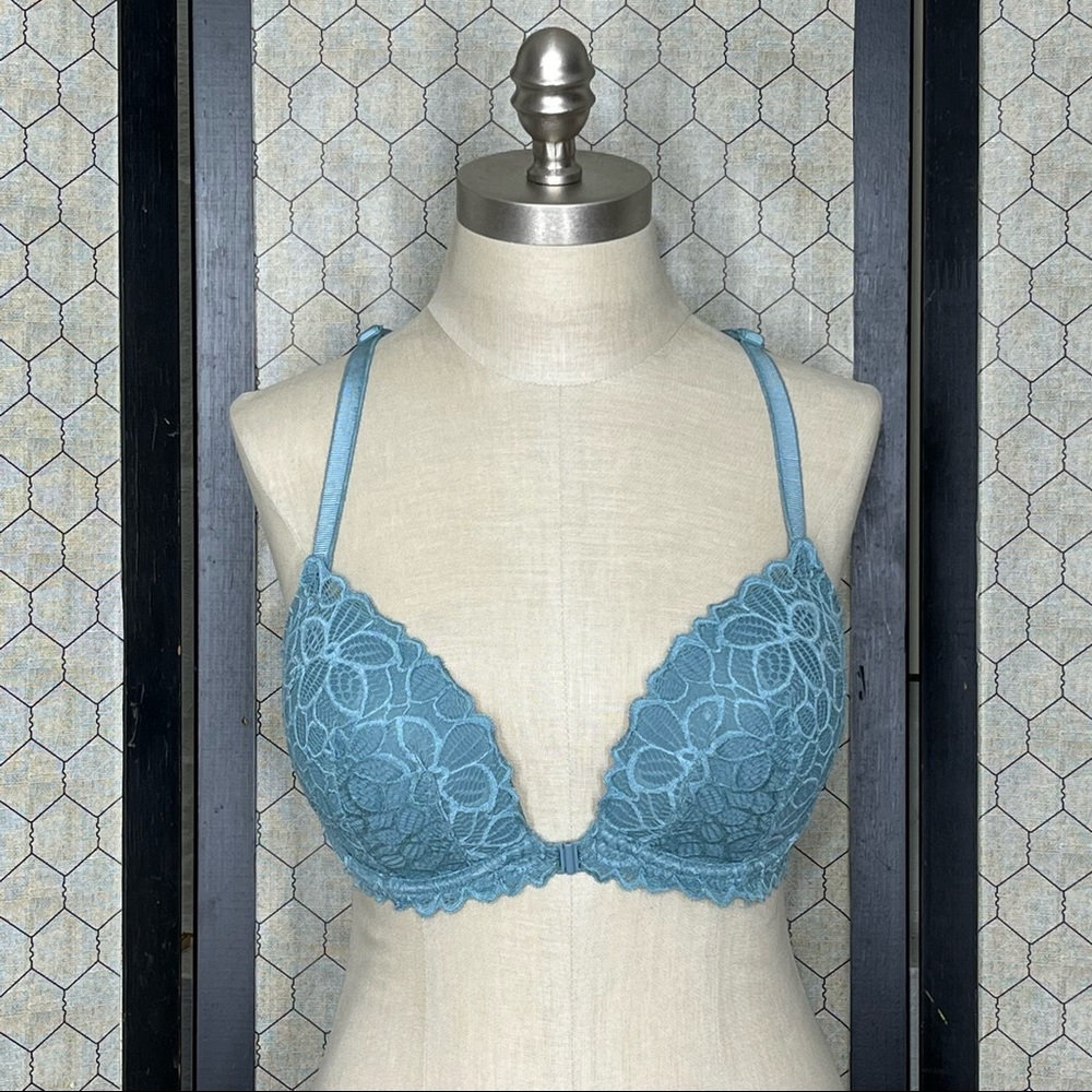 PINK Victoria’s Secret Date Racerback Bra